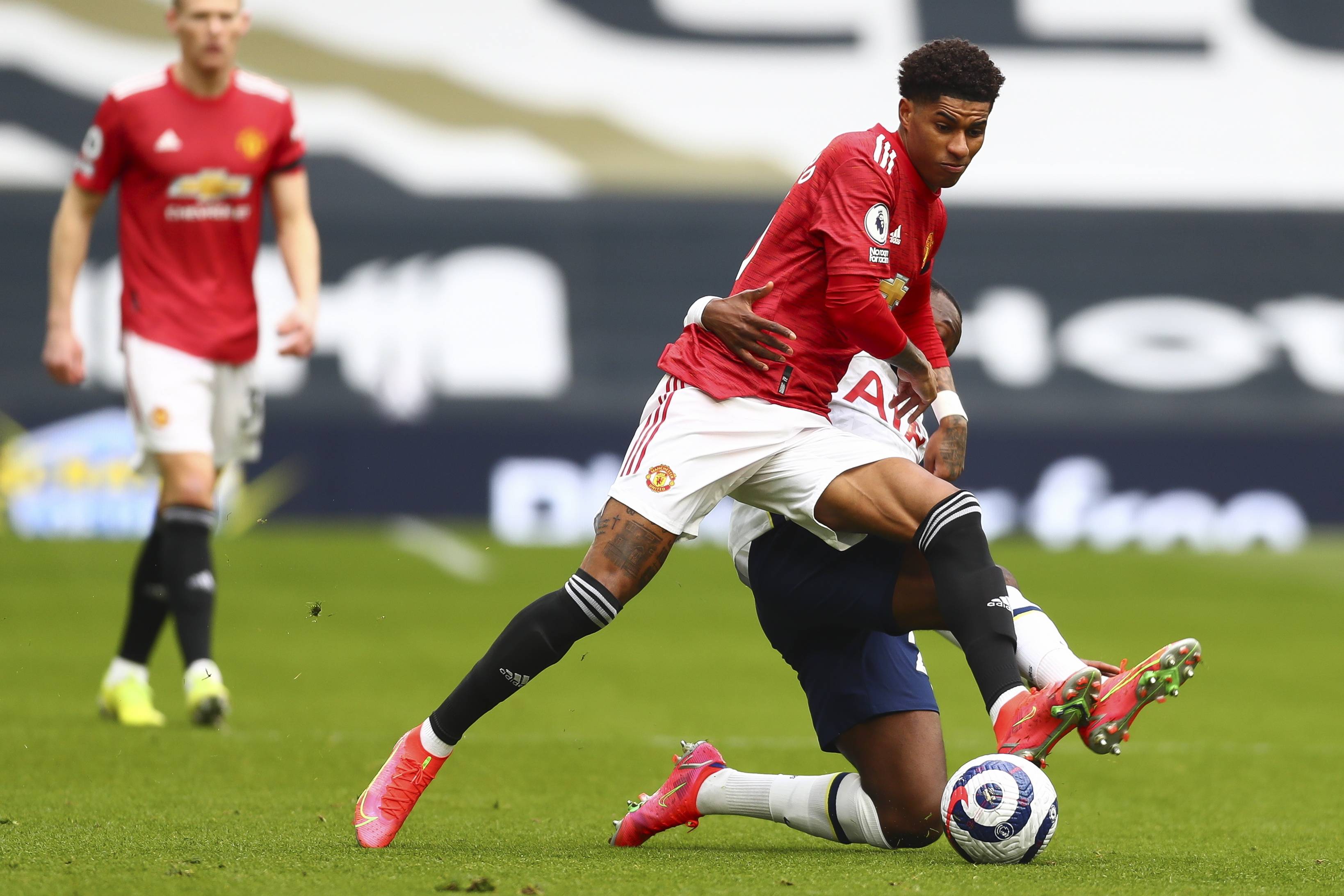 争抢尤其积 争抢尤其积