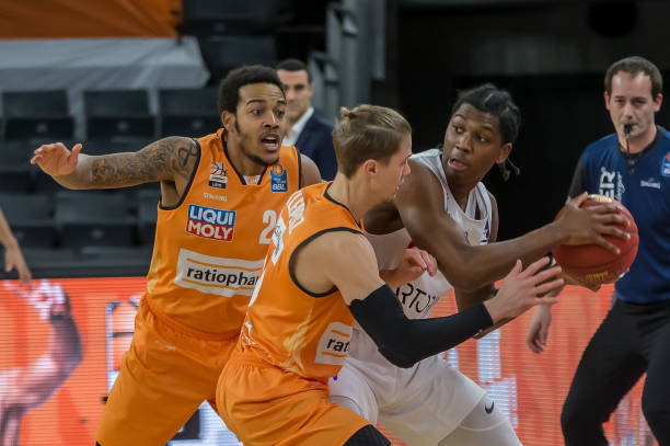 融入比赛 融入比赛