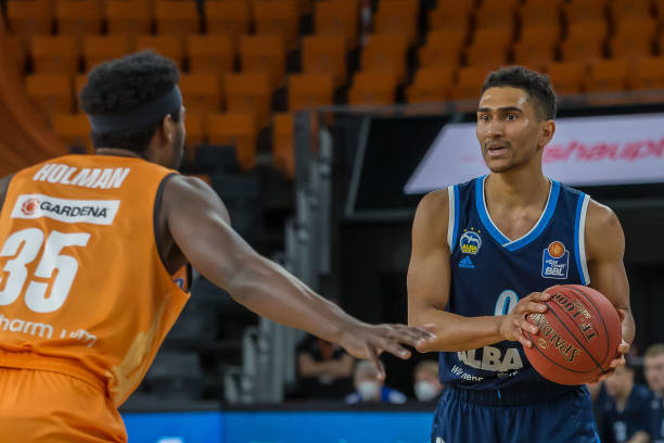 对阵柏林联 对阵柏林联