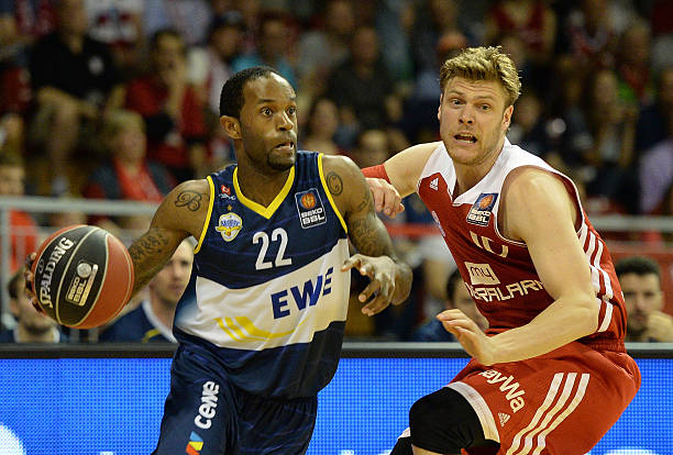 在曼联急需 在曼联急需